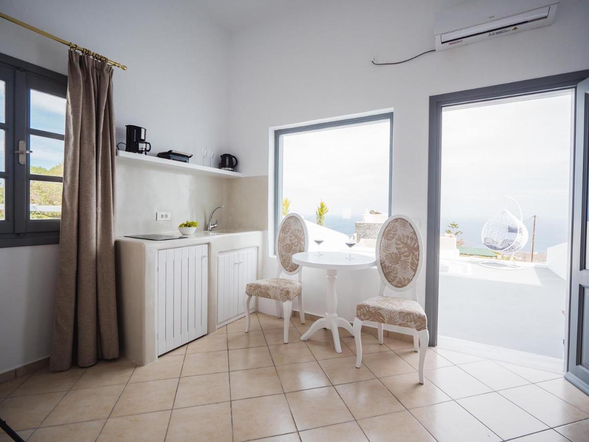 אימרוביגלי Anthemis Suites מראה חיצוני תמונה